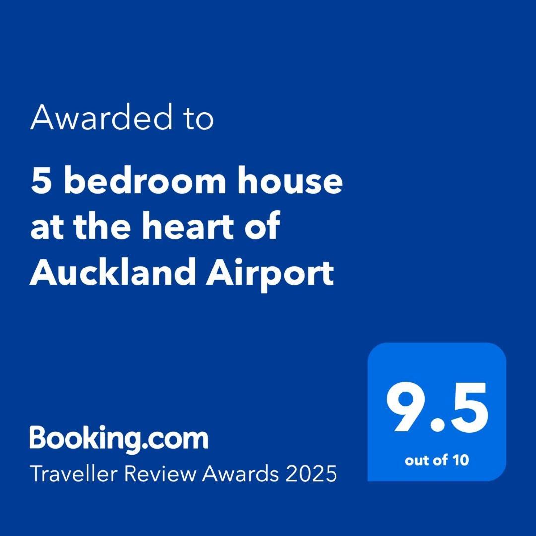 5 Bedroom House At The Heart Of Auckland Airport Exterior photo